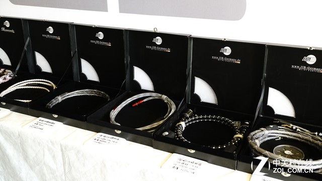 北京音響展 藍(lán)正電子展出多款HiFi線材 