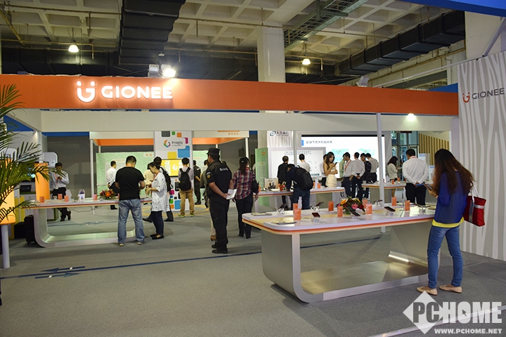 金立亮相2016信息通信展會(huì) 獲高度贊揚(yáng)