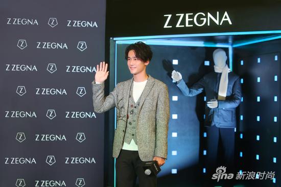 品牌好友蔣勁夫揮動(dòng)手臂喚醒動(dòng)態(tài)人模